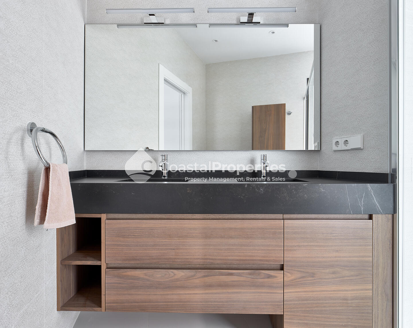 CPM- 043 CASA EVE: Villa for Sale in Vera Playa, Almería CPM- 043 CASA EVE: Villa for Sale in Vera Playa, Almería