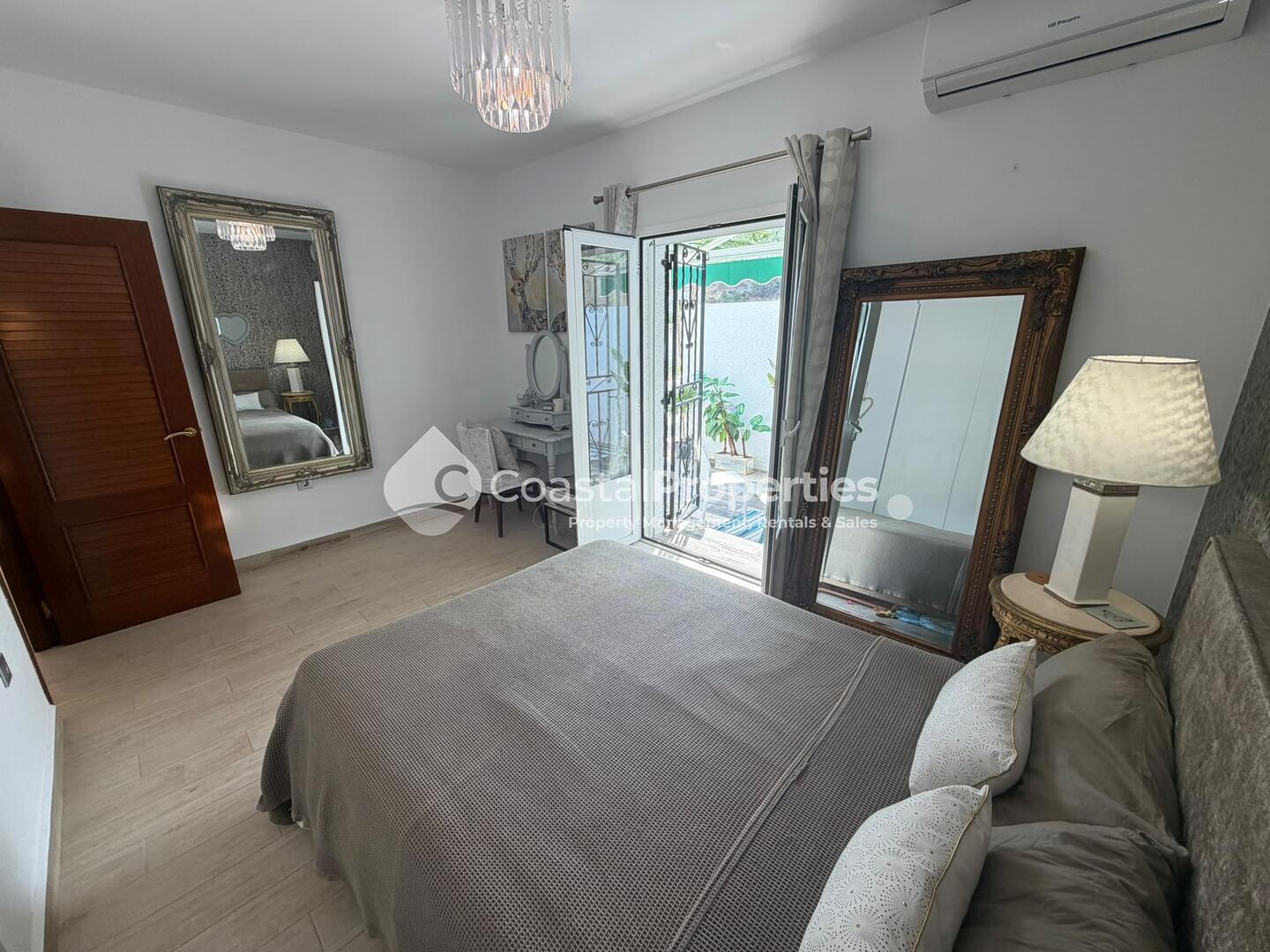 CPM- 070 VILLA MARINKA: Villa for Sale in Mojácar, Almería CPM- 070 VILLA MARINKA: Villa for Sale in Mojácar, Almería