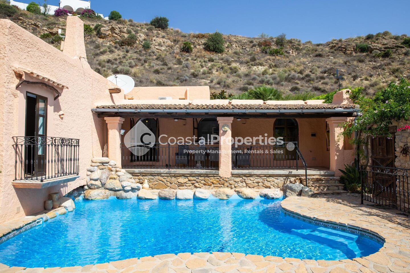 CPM 015- EL CORRAL: Villa for Sale in Turre, Almería