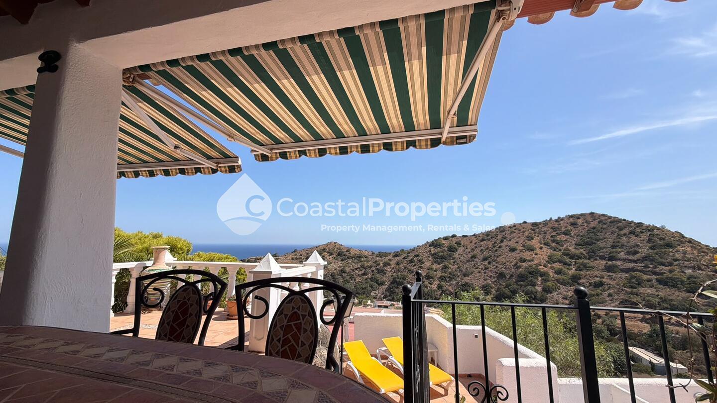 CPM 068 BINNIE HOUSE: Villa for Sale in La Parata (Mojácar), Almería CPM 068 BINNIE HOUSE: Villa for Sale in La Parata (Mojácar), Almería