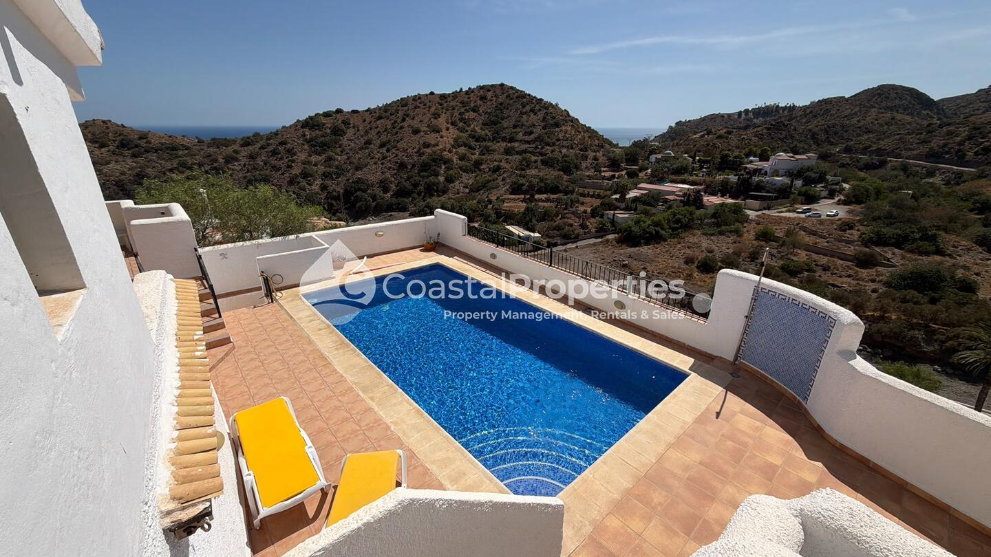 CPM 068 BINNIE HOUSE: 3 Bedroom Villa for Sale